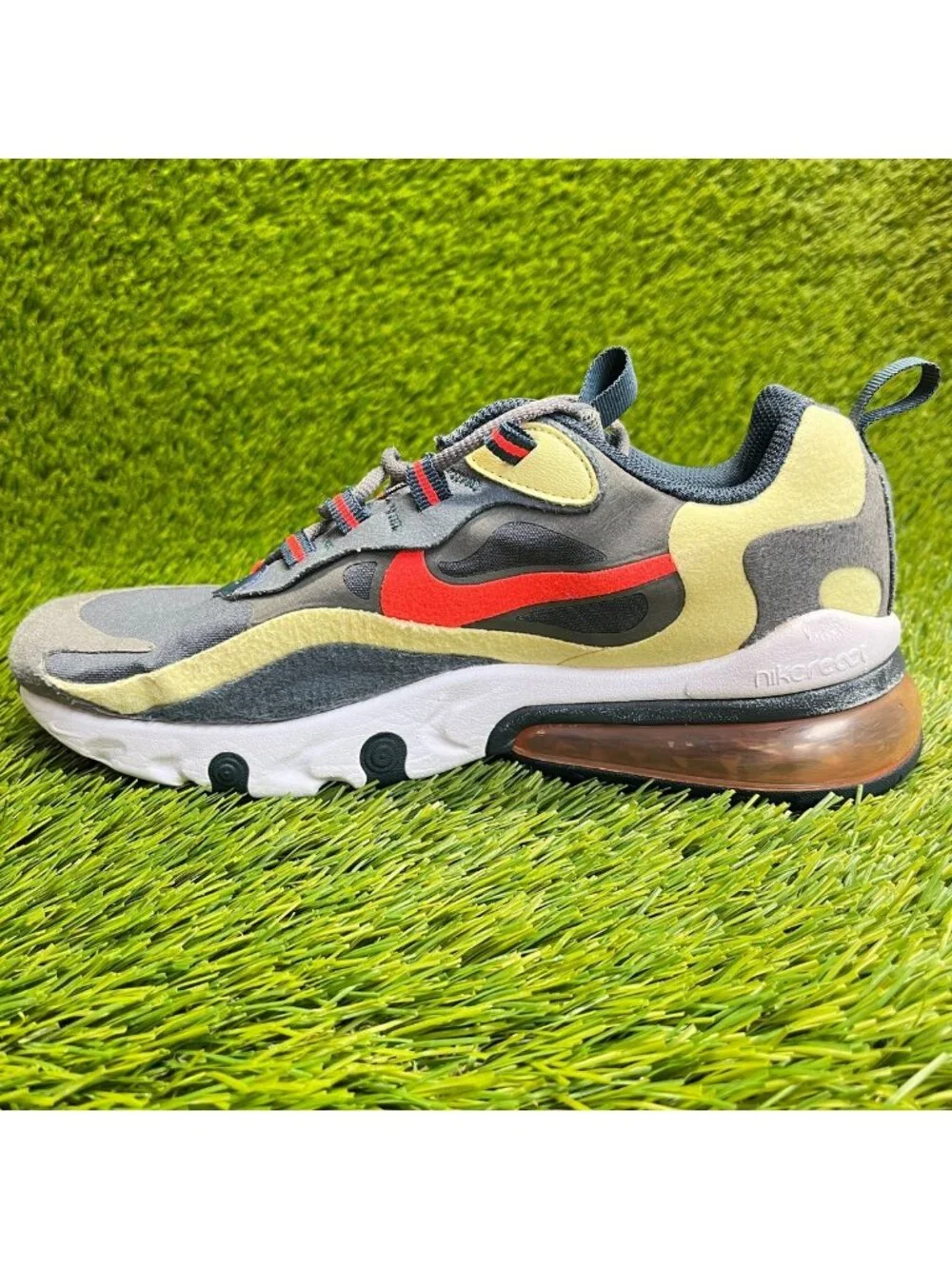 Nike Air Max 270 React Boys Size 5.5Y Gray Beige Athletic Running Shoes Sneakers